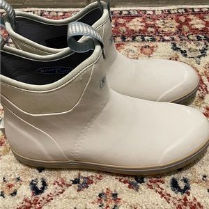 Womens Xtratuf boots